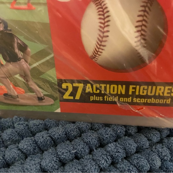 NIB Baseball Guys 27 pc action figure red & blue team scoreboard & field Kaskey - Picture 3 of 16